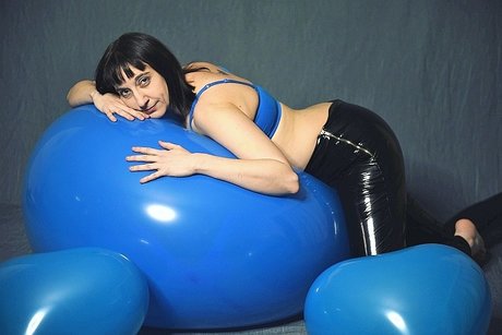 Nacktes geleaktes OnlyFans-Foto von Miss Teal Tease