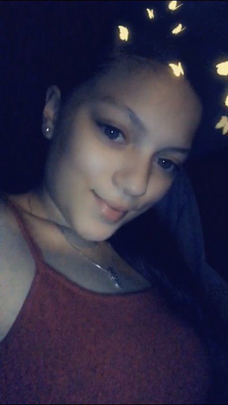 Nacktes geleaktes OnlyFans-Foto von Redbonerican