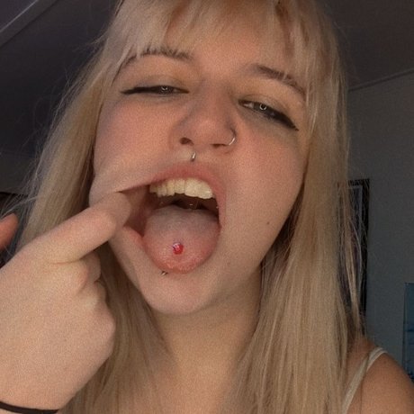 Nacktes geleaktes OnlyFans-Foto von Holly