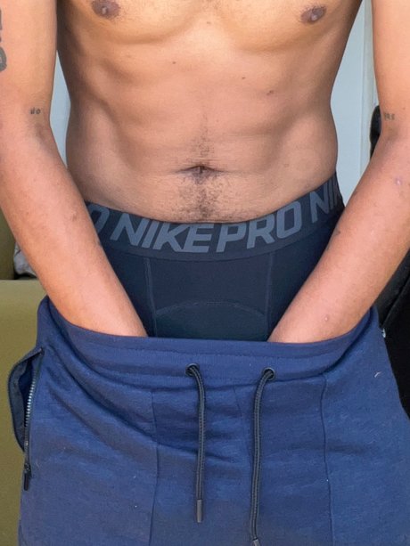 Nacktes geleaktes OnlyFans-Foto von Mighty Marlow