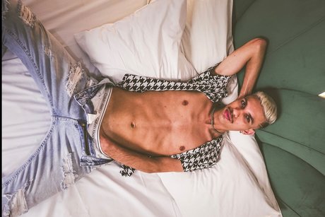 Nacktes geleaktes OnlyFans-Foto von Mlk Ousado