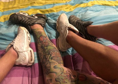 Nacktes geleaktes OnlyFans-Foto von Eshay Lads