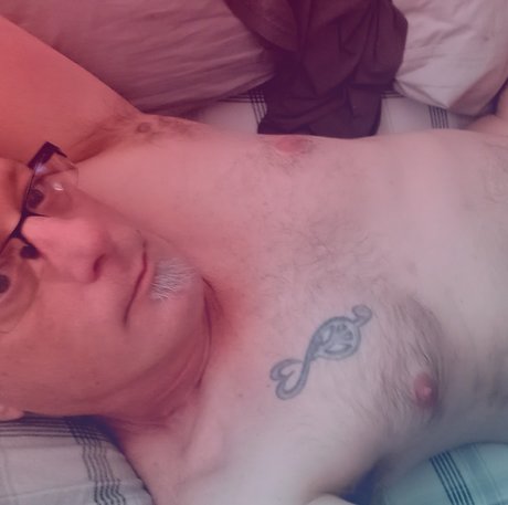 Nacktes geleaktes OnlyFans-Foto von Dave