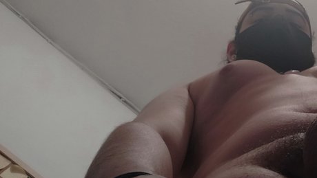 Nacktes geleaktes OnlyFans-Foto von Yuri