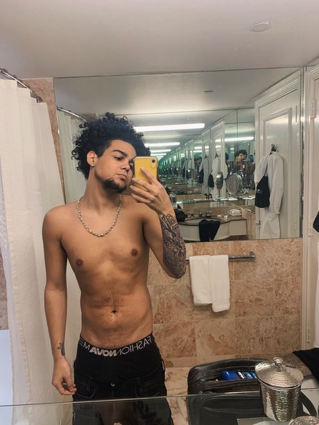 Nacktes geleaktes OnlyFans-Foto von Jay
