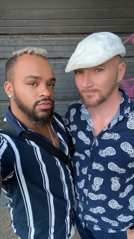 Nacktes geleaktes OnlyFans-Foto von Chase Ampamp Sebastian