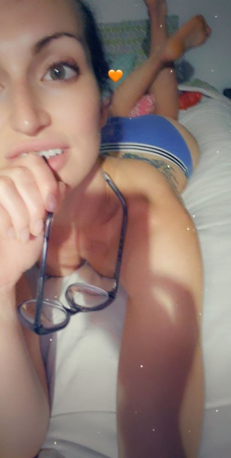 Nacktes geleaktes OnlyFans-Foto von Misty Moone