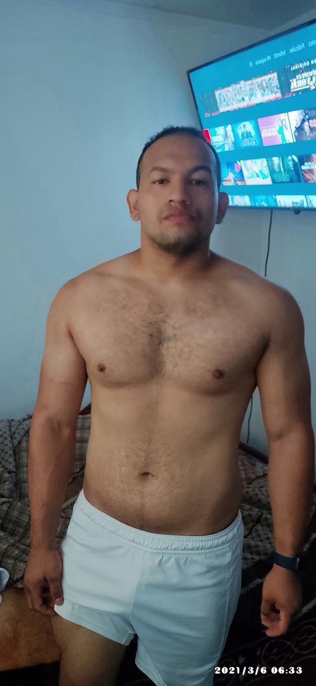 Nacktes geleaktes OnlyFans-Foto von H E C T O R
