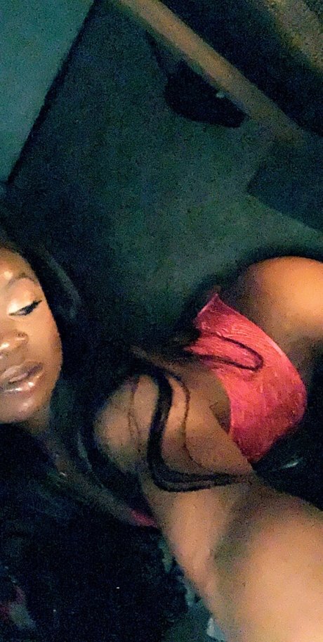 Nacktes geleaktes OnlyFans-Foto von Morena