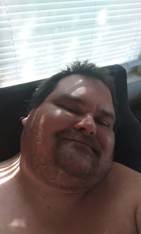 Nacktes geleaktes OnlyFans-Foto von Monster Mike