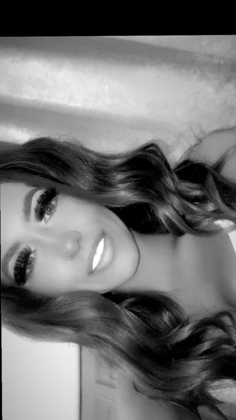 Nacktes geleaktes OnlyFans-Foto von Callierae