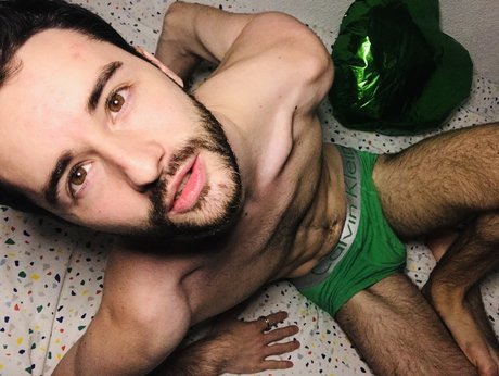 Nacktes geleaktes OnlyFans-Foto von Monsieur Grey