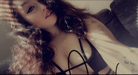 Nacktes geleaktes OnlyFans-Foto von Dilo Ki Rani