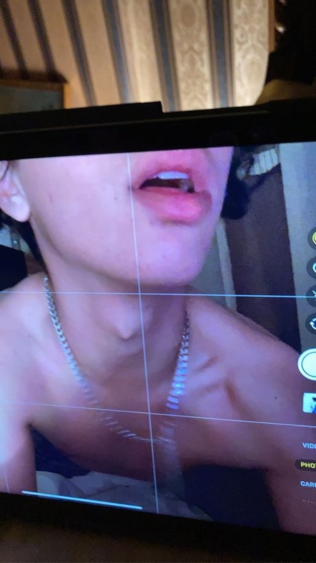Nacktes geleaktes OnlyFans-Foto von Jonas