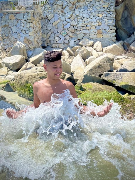Nacktes geleaktes OnlyFans-Foto von  