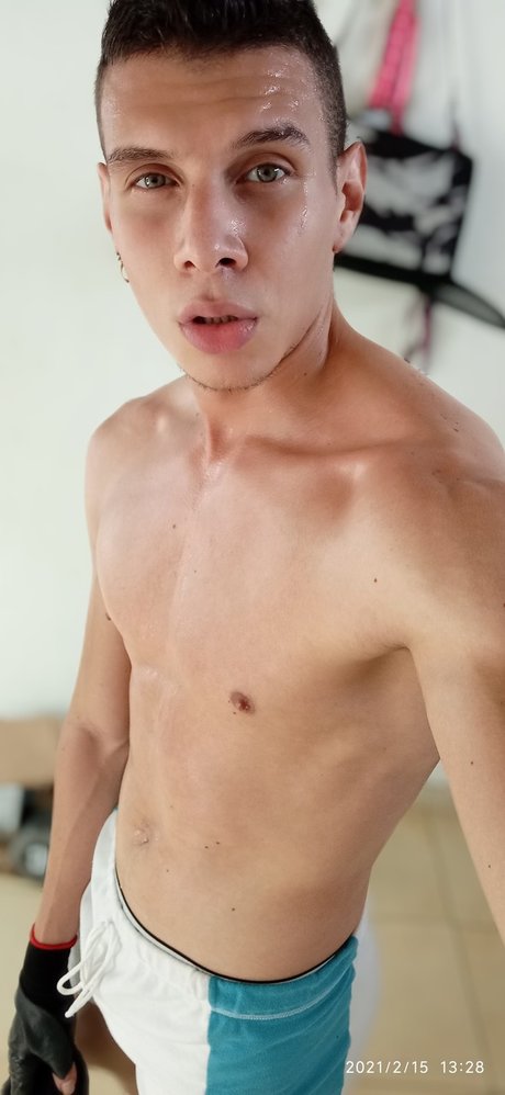 Nacktes geleaktes OnlyFans-Foto von Johan Urrea