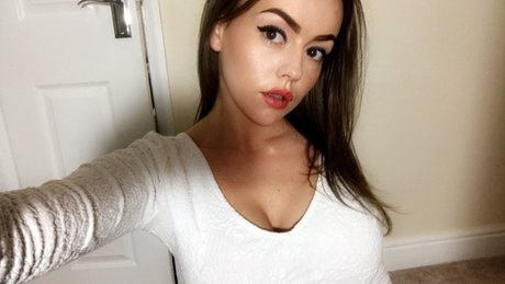 Bella 
