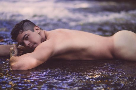 Nacktes geleaktes OnlyFans-Foto von Frankly Tavares  