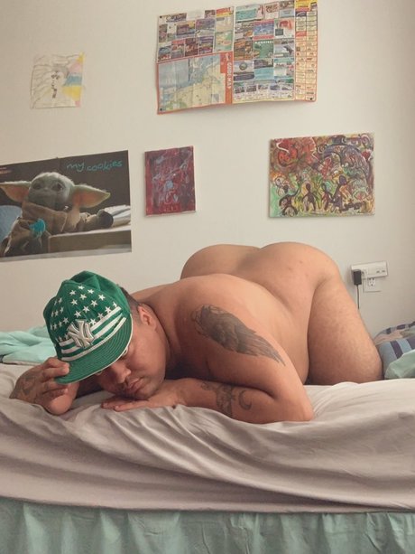 Nacktes geleaktes OnlyFans-Foto von Poke Hoe