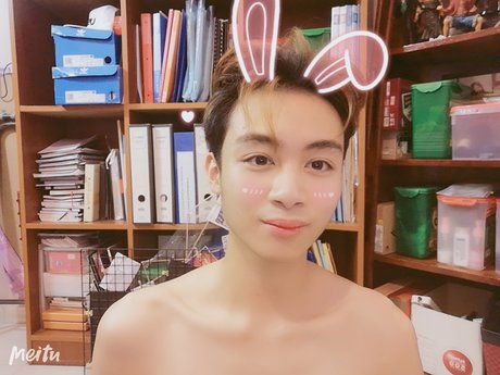 Nacktes geleaktes OnlyFans-Foto von Mrouch