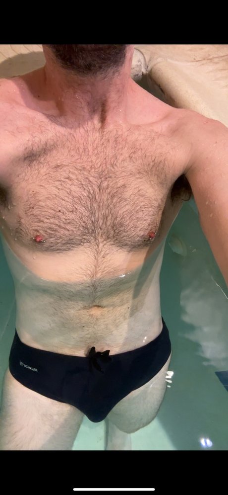 Nacktes geleaktes OnlyFans-Foto von Aaron