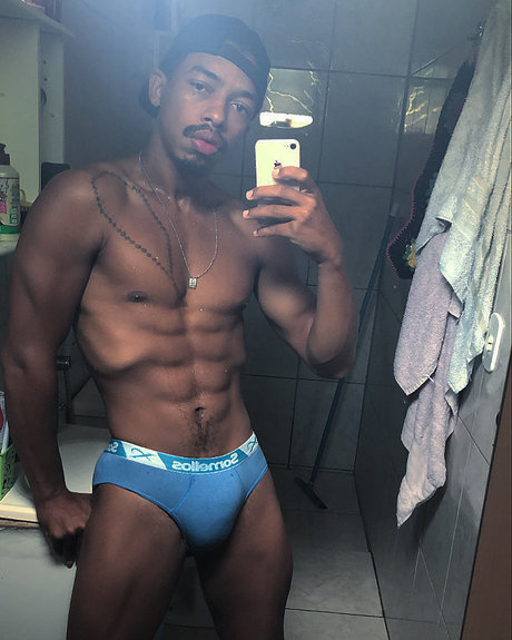 Adrianobthencurt