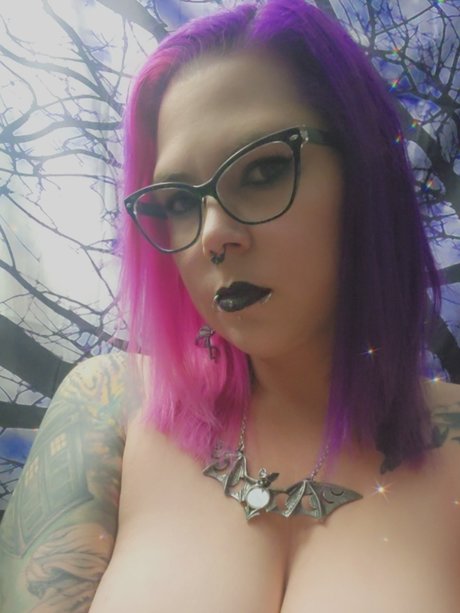 Nacktes geleaktes OnlyFans-Foto von Morticia