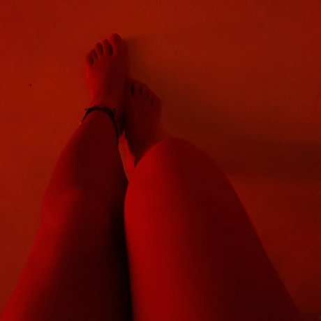 Nacktes geleaktes OnlyFans-Foto von Morobalatinfeet