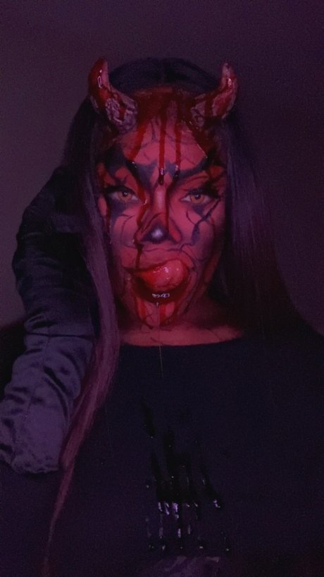 Satans Wife