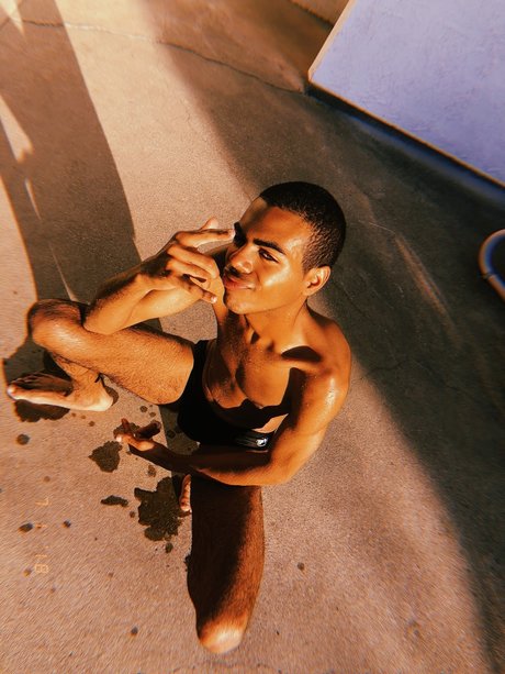 Nacktes geleaktes OnlyFans-Foto von Jamir