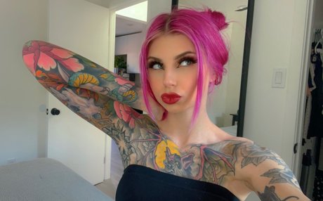 Nacktes geleaktes OnlyFans-Foto von V 