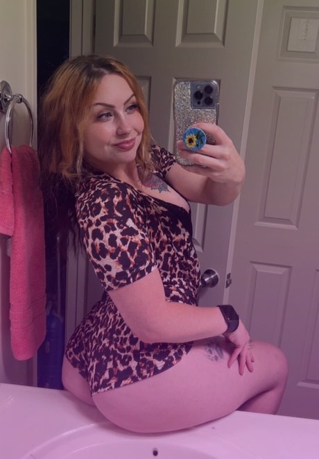 Nacktes geleaktes OnlyFans-Foto von Msbbycakes