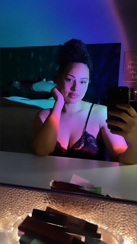 Nacktes geleaktes OnlyFans-Foto von Brinna Babe Vip