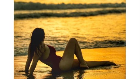 Nacktes geleaktes OnlyFans-Foto von Rouxie  Free Page