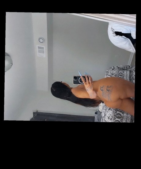 Nacktes geleaktes OnlyFans-Foto von Jade 
