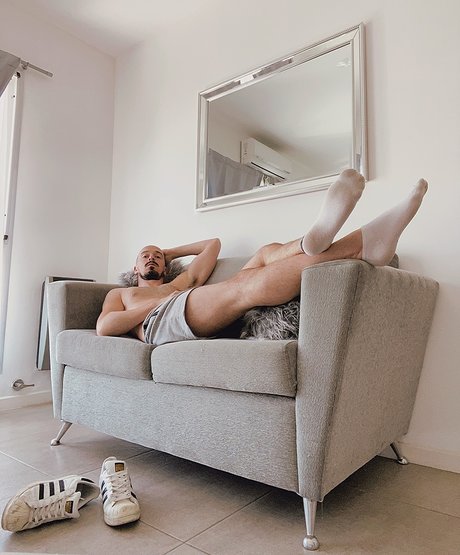 Nacktes geleaktes OnlyFans-Foto von Footdom