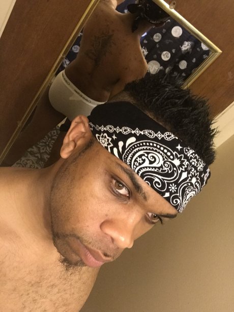 Nacktes geleaktes OnlyFans-Foto von El Pap