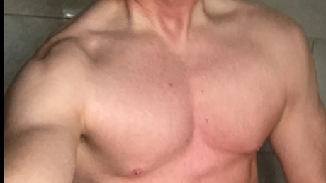 Nacktes geleaktes OnlyFans-Foto von Mr Walton