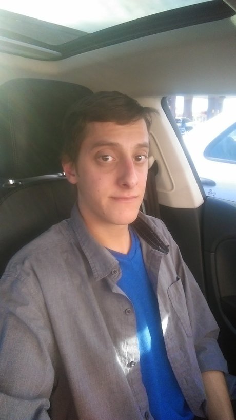 Nacktes geleaktes OnlyFans-Foto von Matthew Roth
