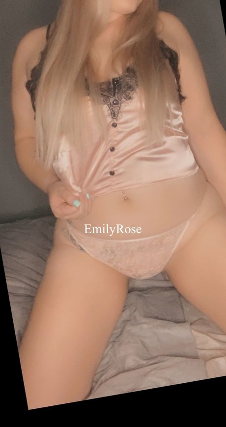 Nacktes geleaktes OnlyFans-Foto von Michelle Jundi