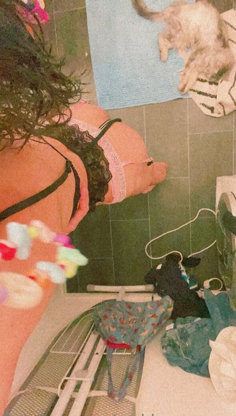 Nacktes geleaktes OnlyFans-Foto von Goddessauroree