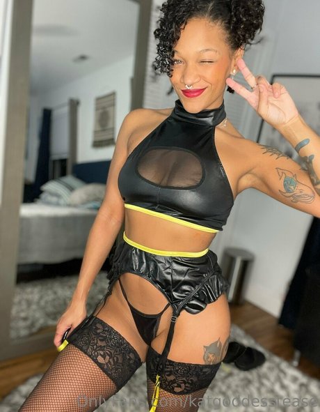 Nacktes geleaktes OnlyFans-Foto von Katgoddesstease