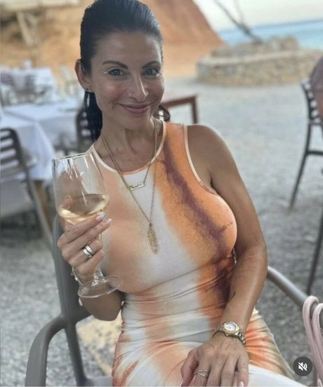 Janina Tregambe