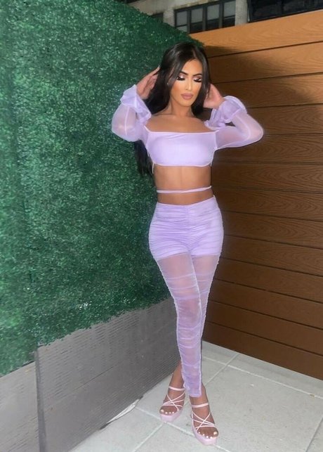 Nacktes geleaktes OnlyFans-Foto von Yasmeen Ali