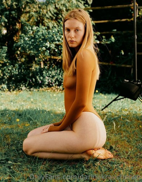 Nacktes geleaktes OnlyFans-Foto von Daryna Kravchenko