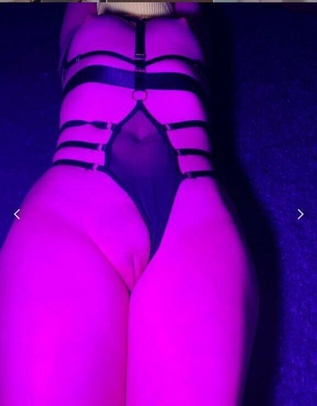 Nacktes geleaktes OnlyFans-Foto von Anellybell