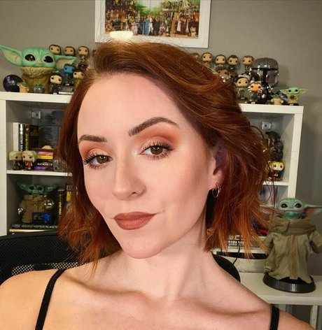 Nacktes geleaktes OnlyFans-Foto von Mollie Damon