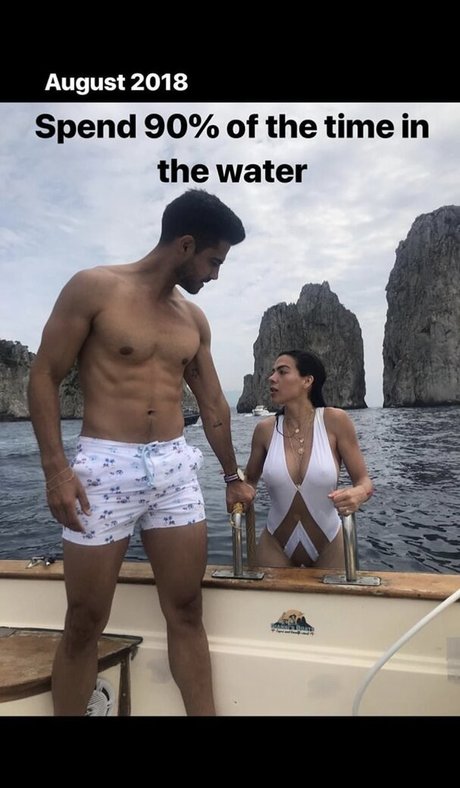 Nacktes geleaktes OnlyFans-Foto von Danellaurbaytv