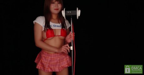 Nacktes geleaktes OnlyFans-Foto von Uying