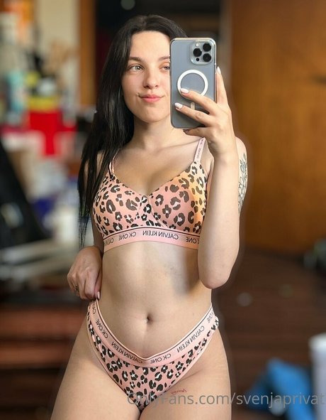 Nacktes geleaktes OnlyFans-Foto von Privateeonly